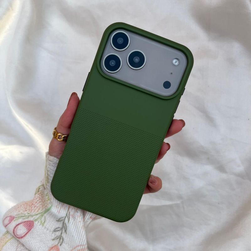 Silicon 17 pro max