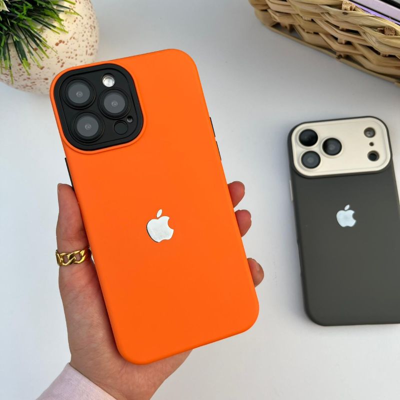Silicon with removable lens